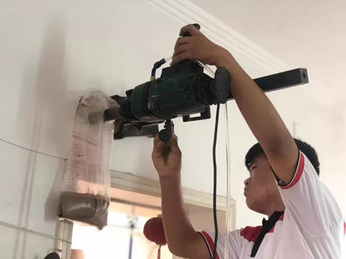 分期付款、簡(jiǎn)化手續(xù)、交叉施工…… 老舊小區(qū)供熱改造搭上“順風(fēng)車(chē)”